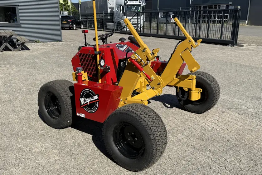 Magnum A48D Big Roll Installer