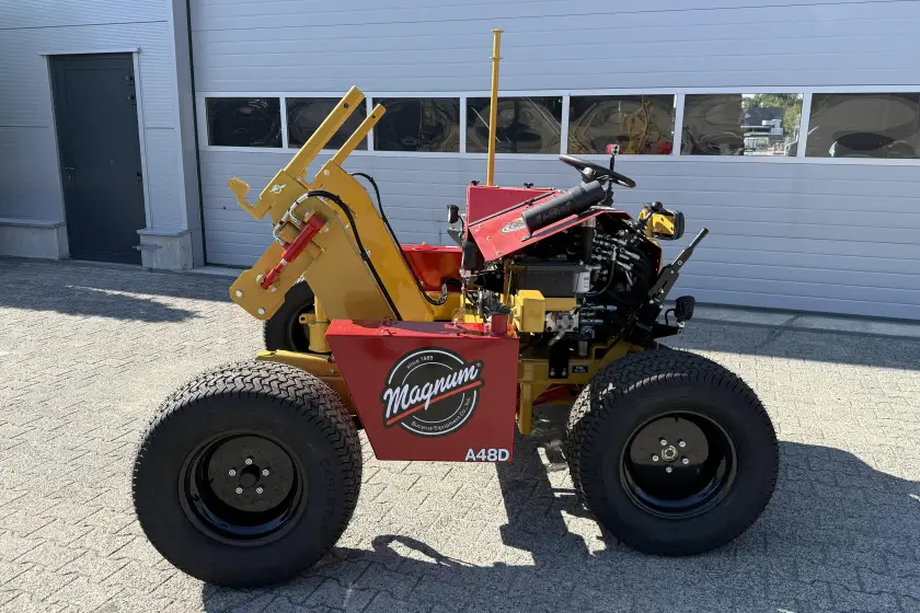 Magnum A48D Big Roll Installer