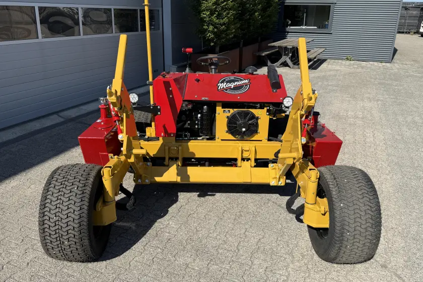 Magnum A48D Big Roll Installer