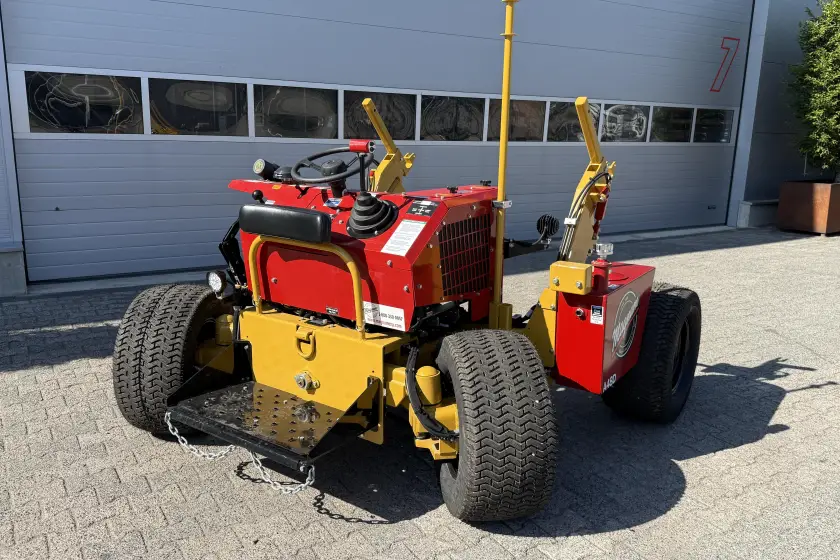 Magnum A48D Big Roll Installer