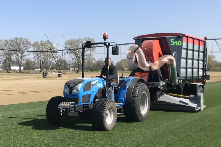 Trilo S10 Vacuum Sweeper