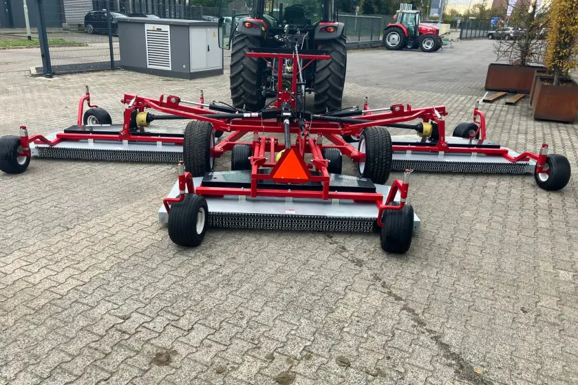 Progressive TD-92 G (galvanisée) Tondeuse rotative de finition à trois étages