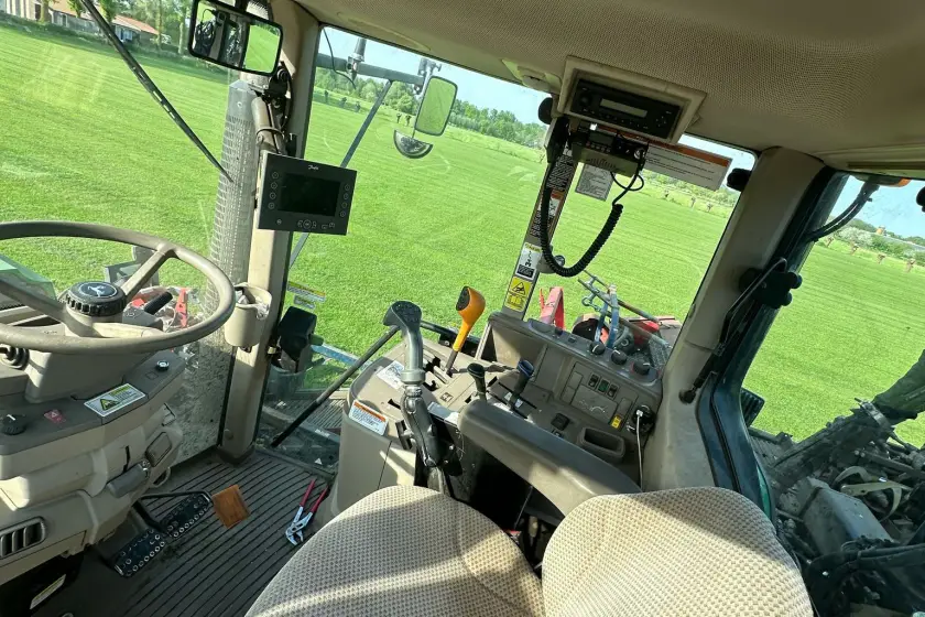 Brouwer Robomax JD 6105 M Automatic Harvester 