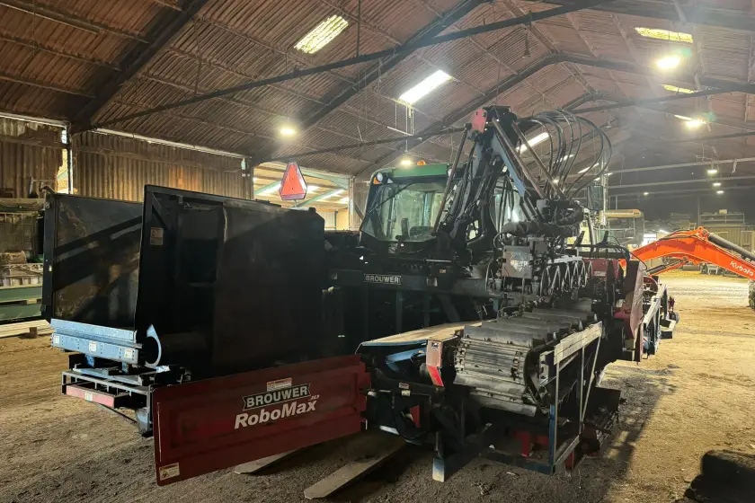 Brouwer – JD 6105 M 