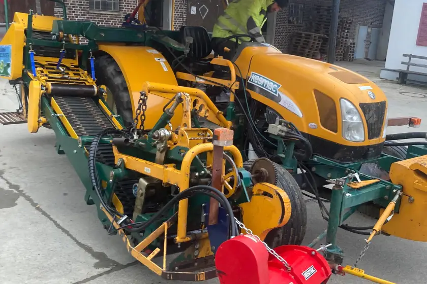 Kesmac - New Holland TN70A (bientôt disponible)