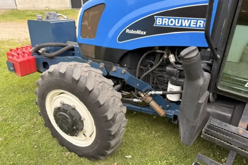 Gebrauchter Brouwer – New Holland T5050