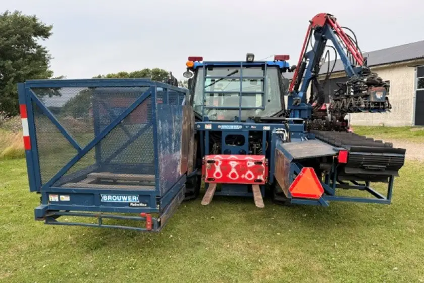 Gebrauchter Brouwer – New Holland T5050