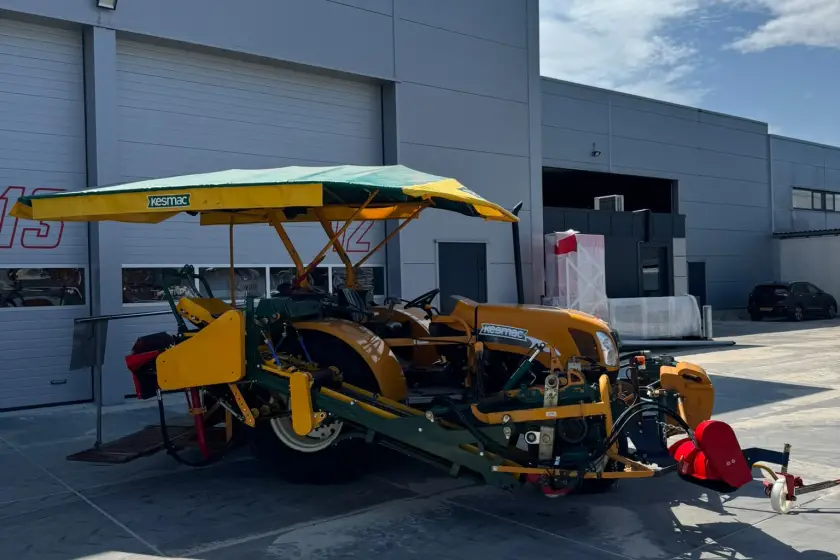 Gebruikte Kesmac 2150 - New Holland TN70A In zeer goede staat!