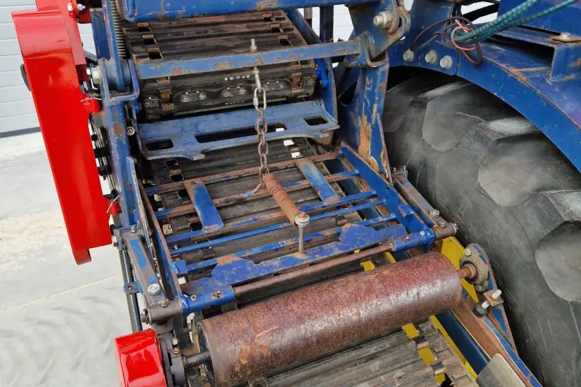 Gebrauchte „ Brouwer “ 1570 – John Deere 5225 (erhältlich bei lagerbestand )